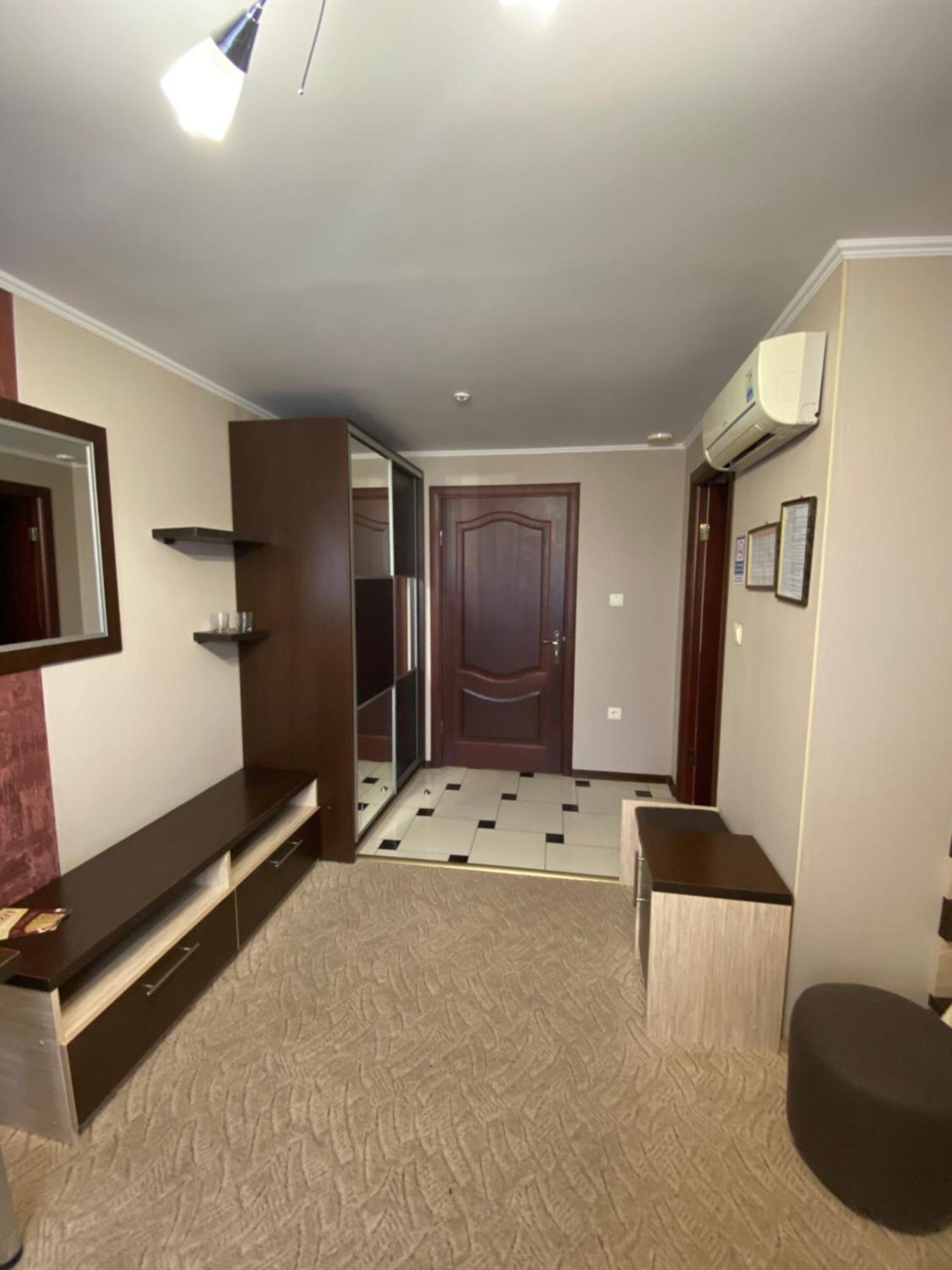 Hotel Візит Bushtyno Exterior foto